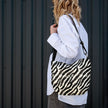 Beuteltasche Classy „Zebra“