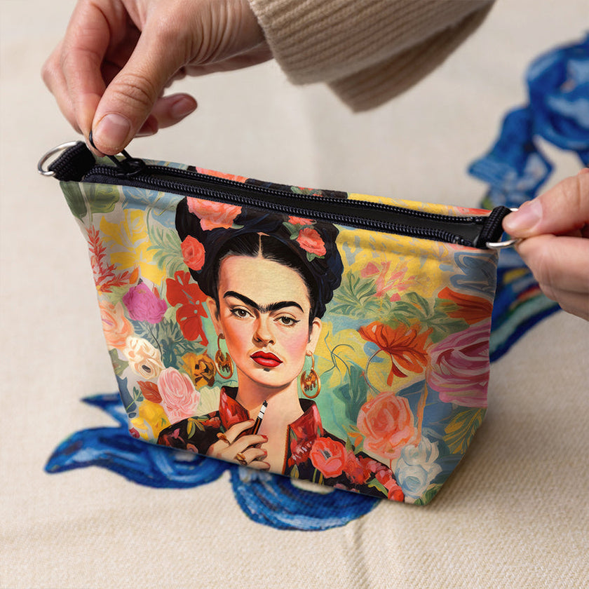 Kosmetiktasche Imagine „Frida in Blumen“