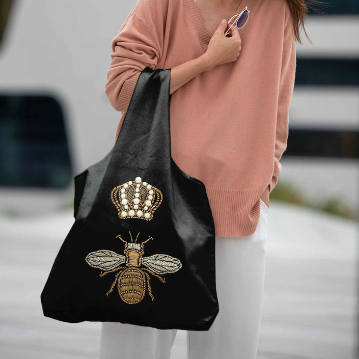 Mai Handtasche „Goldene Biene“