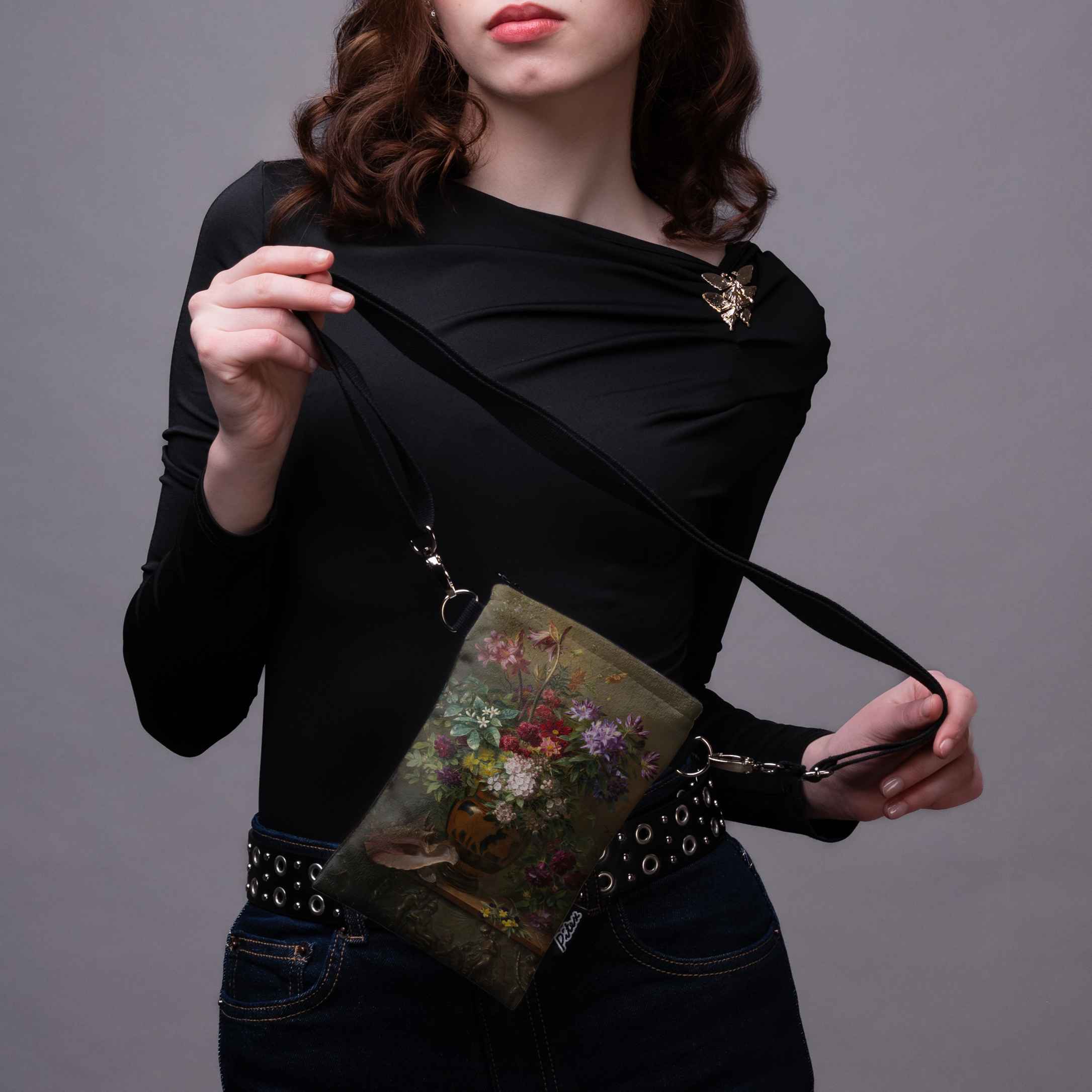 Handytasche Gregorius van Os „Stillleben mit Blumen in einer griechischen Vase“