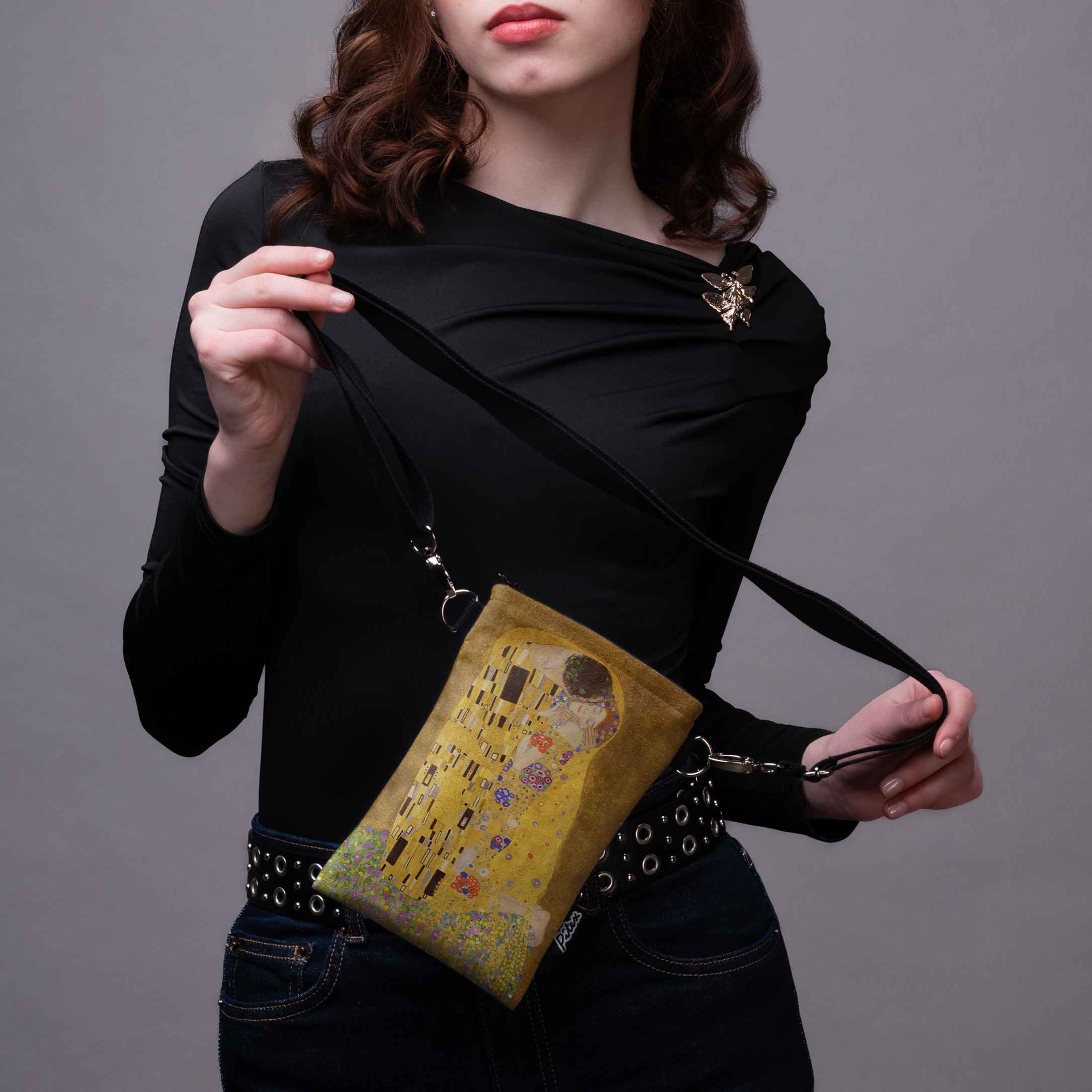 Handytasche Gustav Klimt „Der Kuss“