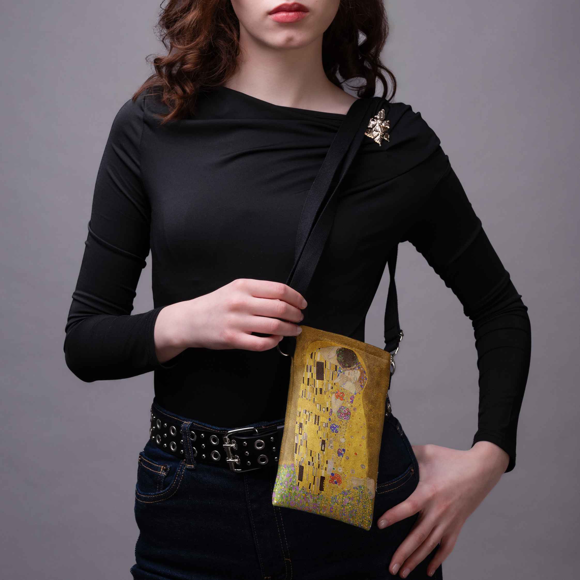 Handytasche Gustav Klimt „Der Kuss“