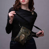Handytasche Imagine „Heidnische Frau“