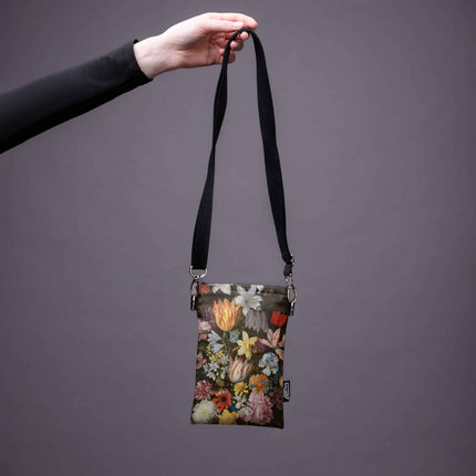 Handytasche Ambrosius Bosschaert „Stillleben mit Blumen in einer Wan-Li-Vase“