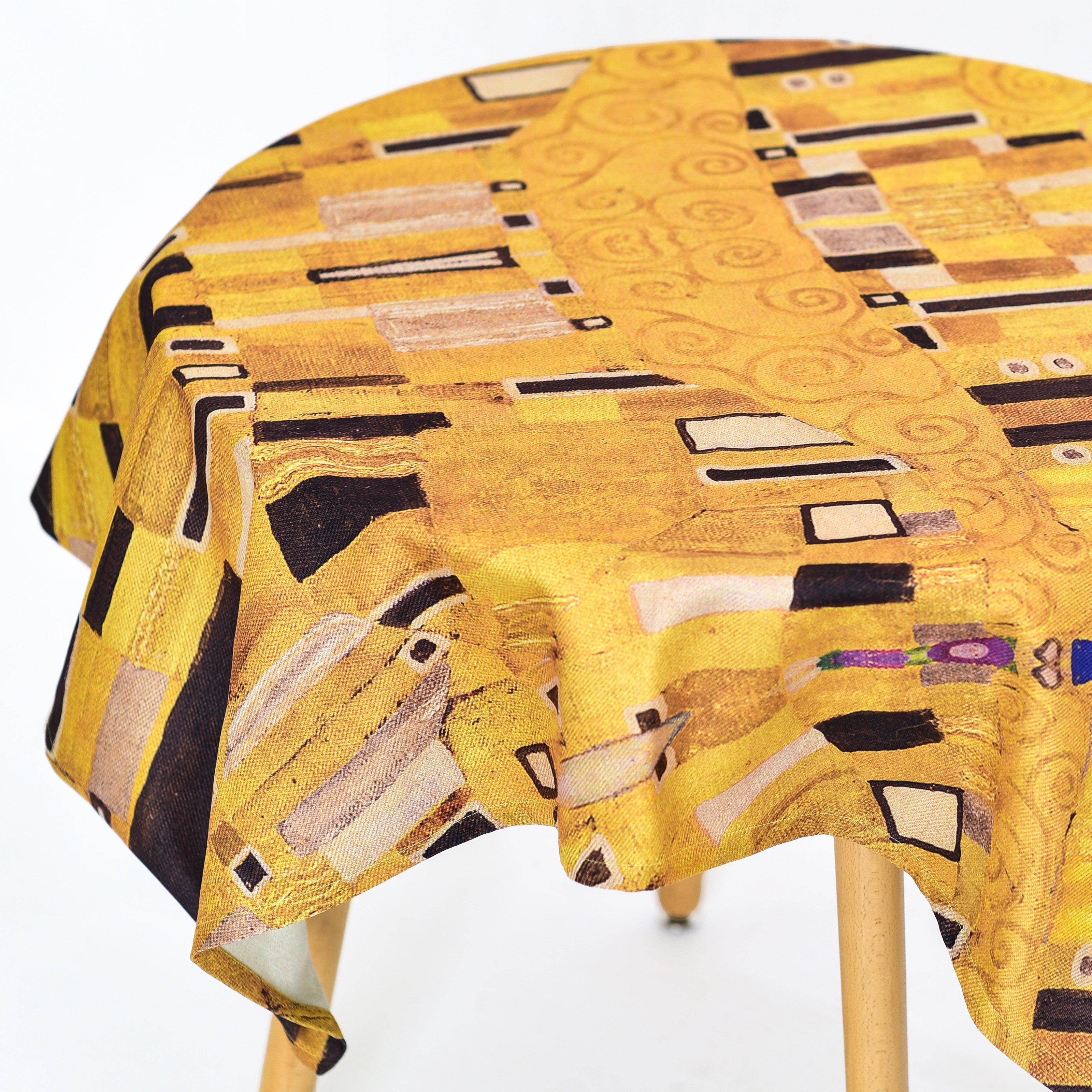 Tischdecke aus recyceltem Stoff Gustav Klimt „Der Kuss“ 